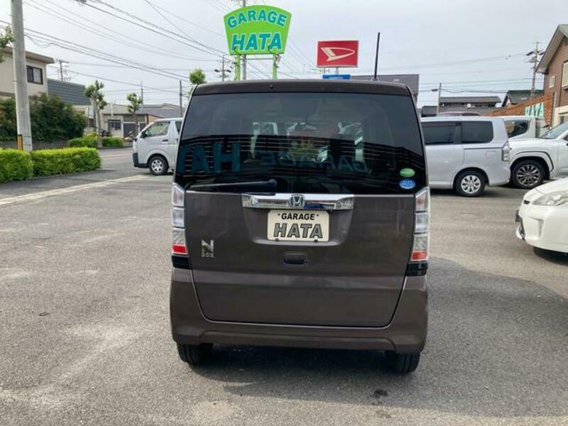 N BOX
