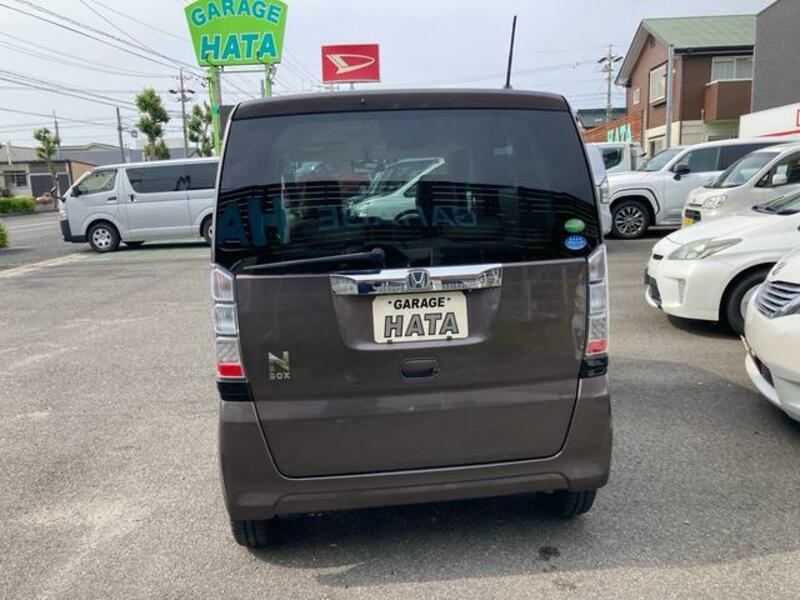 N BOX