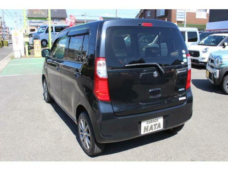WAGON R