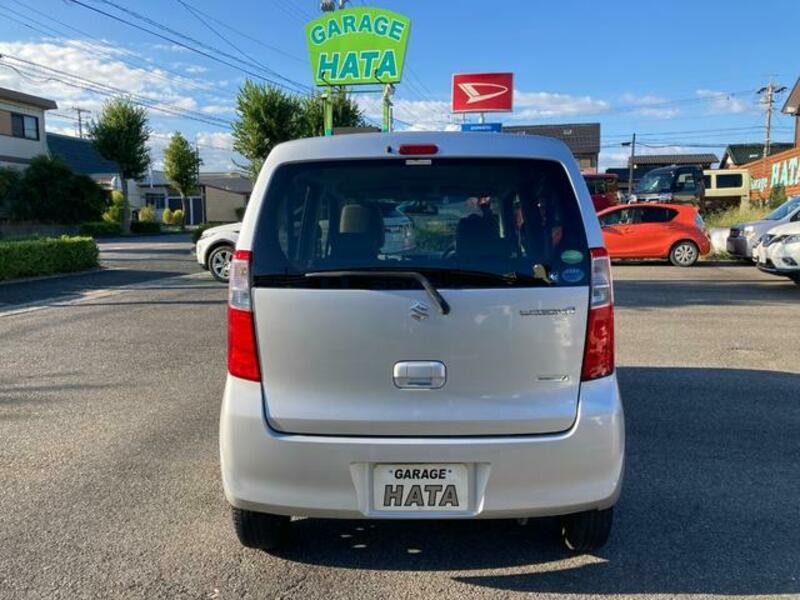 WAGON R