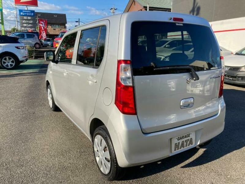 WAGON R