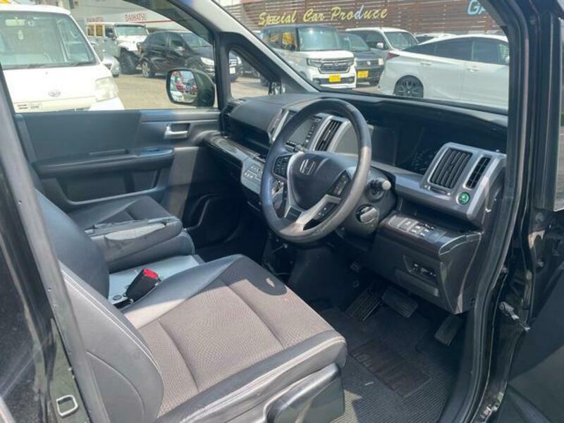 STEPWAGON SPADA
