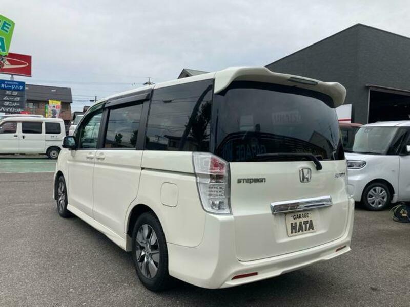 STEPWAGON SPADA