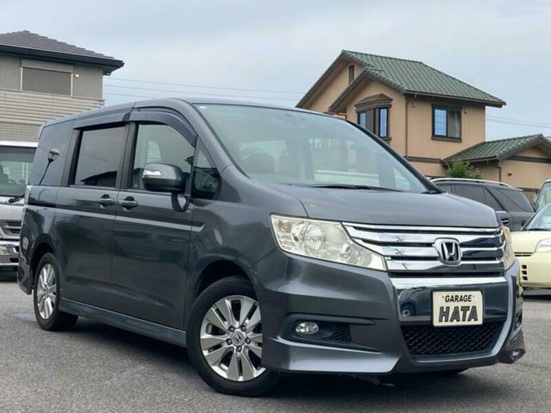 HONDA STEPWAGON SPADA