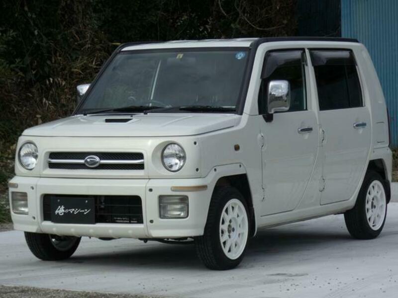 DAIHATSU NAKED