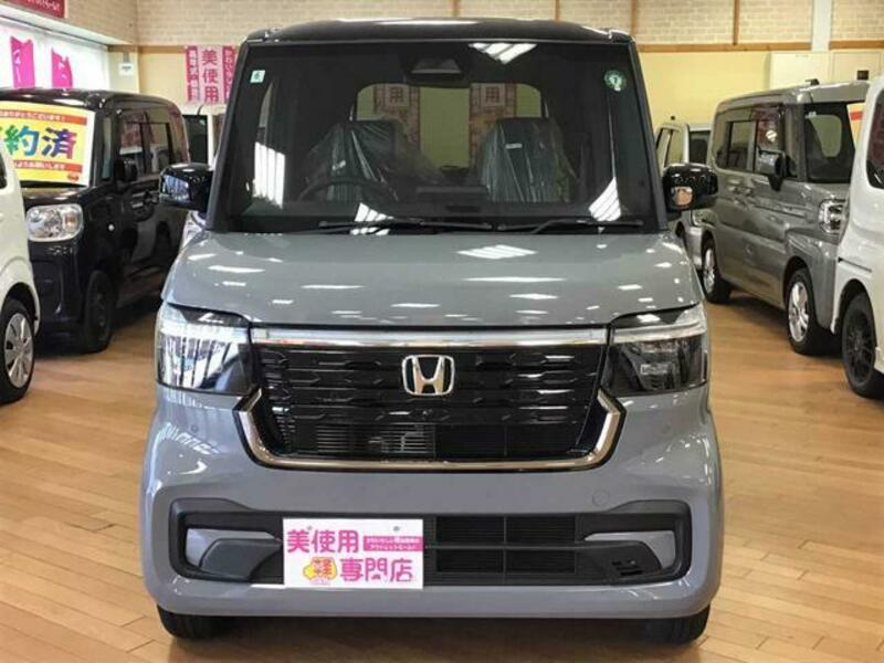 N BOX CUSTOM