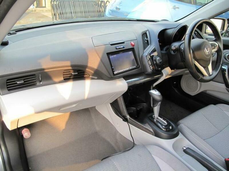 CR-Z