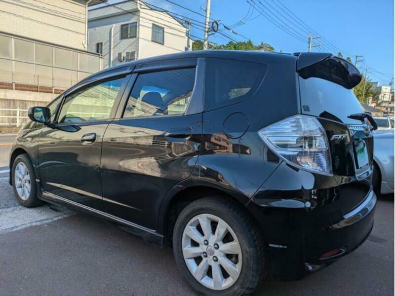 FIT HYBRID