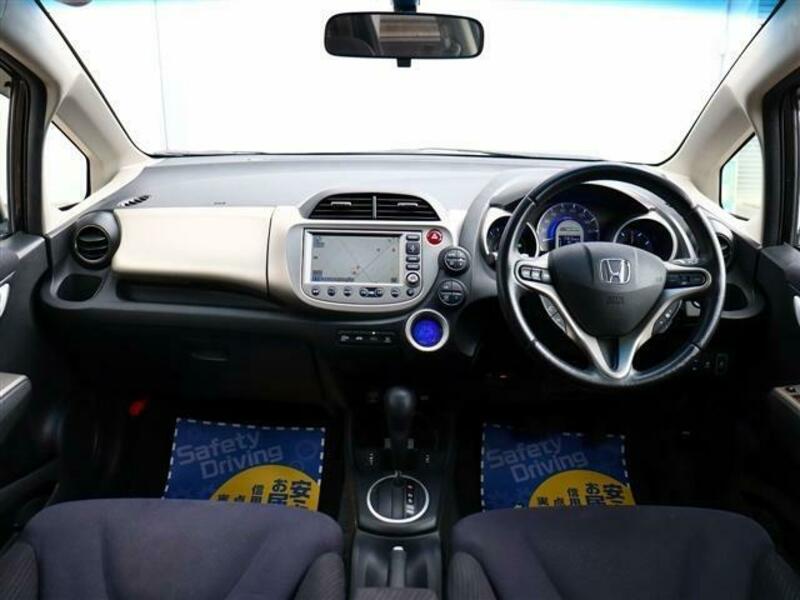 FIT HYBRID