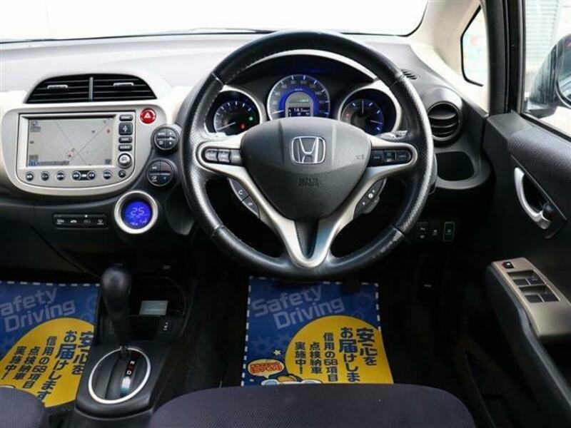 FIT HYBRID