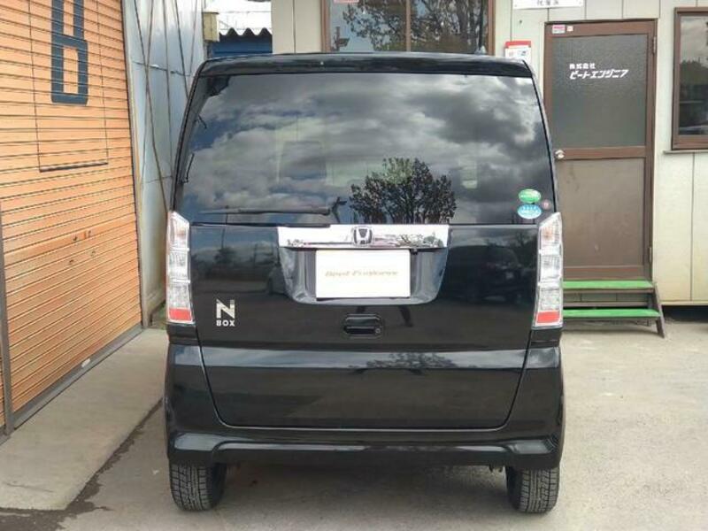 N BOX