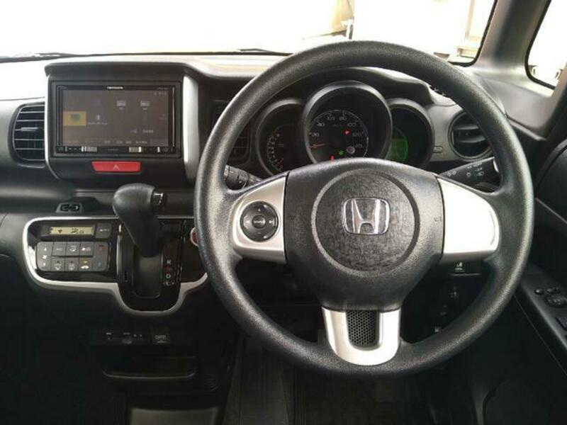 N BOX