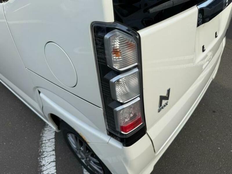 N BOX