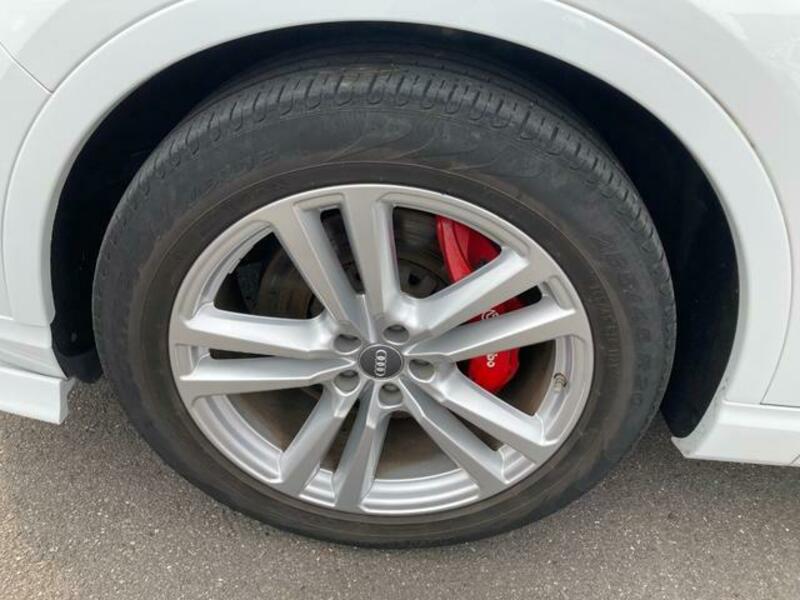 Q7