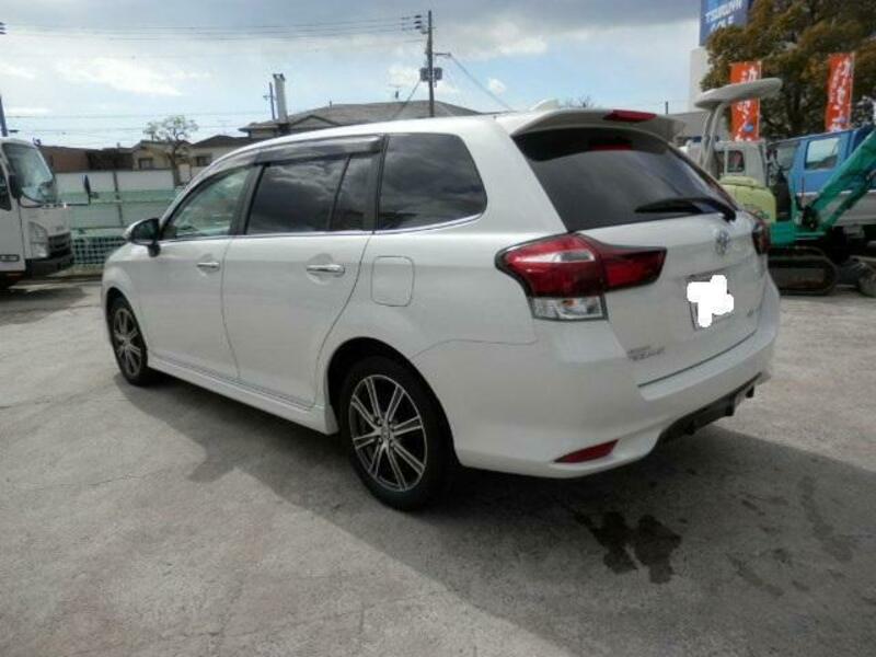 COROLLA FIELDER