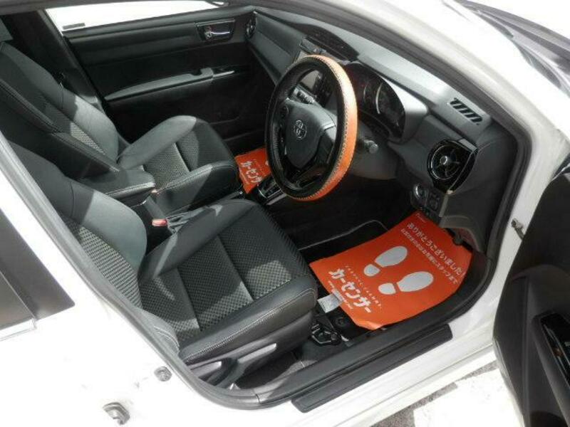 COROLLA FIELDER