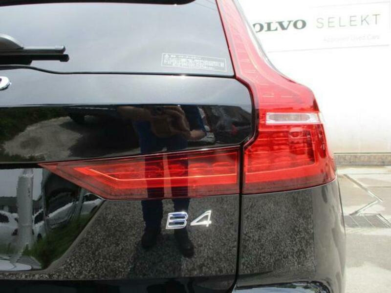 V60