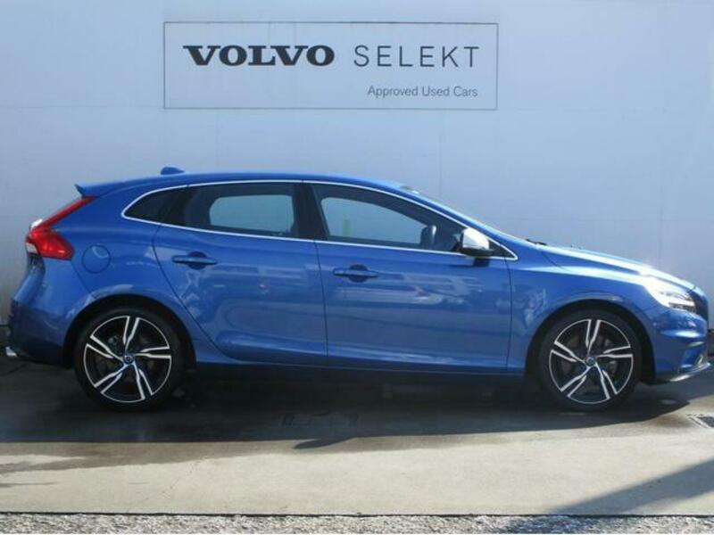 V40