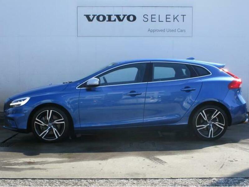 V40