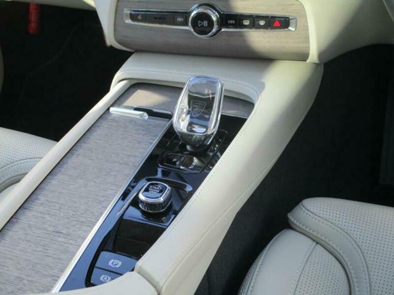 XC90