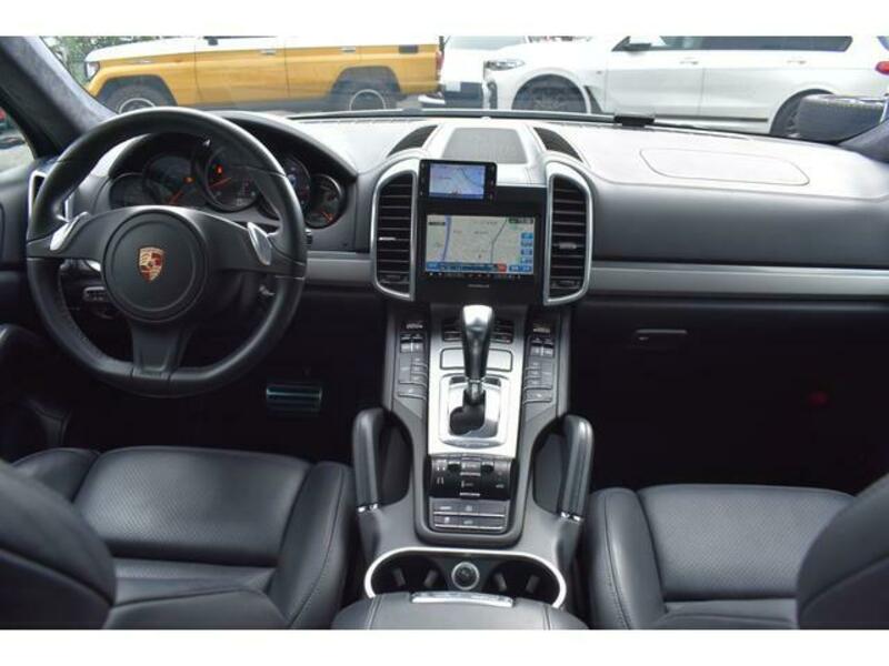 CAYENNE