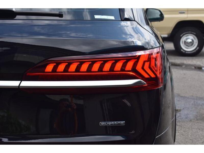 Q7