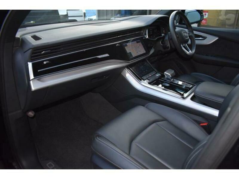 Q7