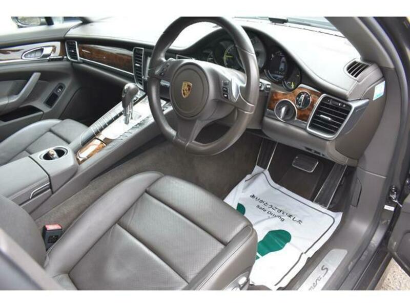 PANAMERA