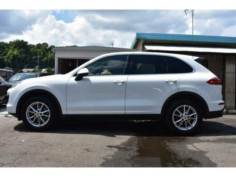 CAYENNE