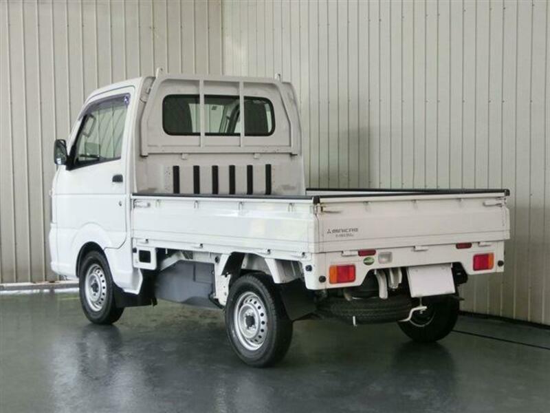 MINICAB TRUCK