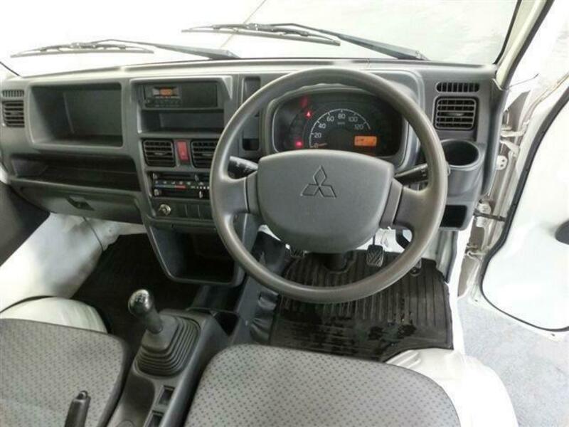 MINICAB TRUCK