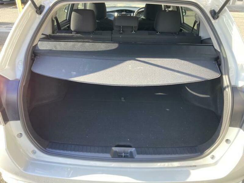 COROLLA FIELDER