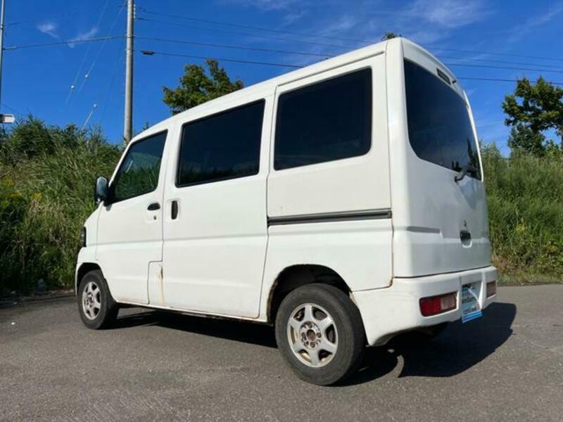 MINICAB VAN