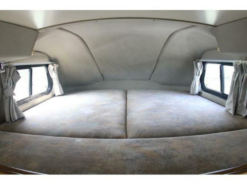 BONGO TRUCK