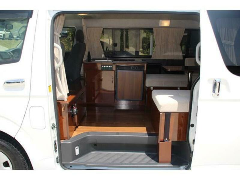 HIACE WAGON
