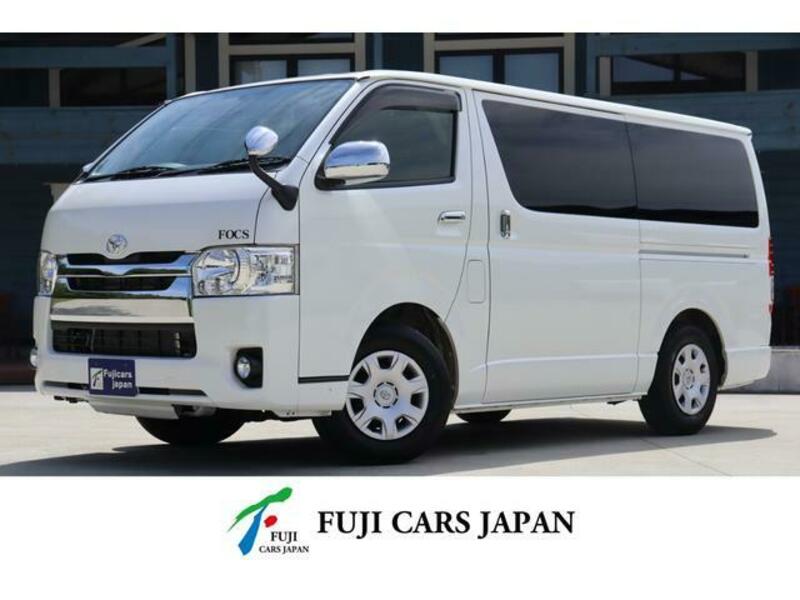 TOYOTA HIACE VAN