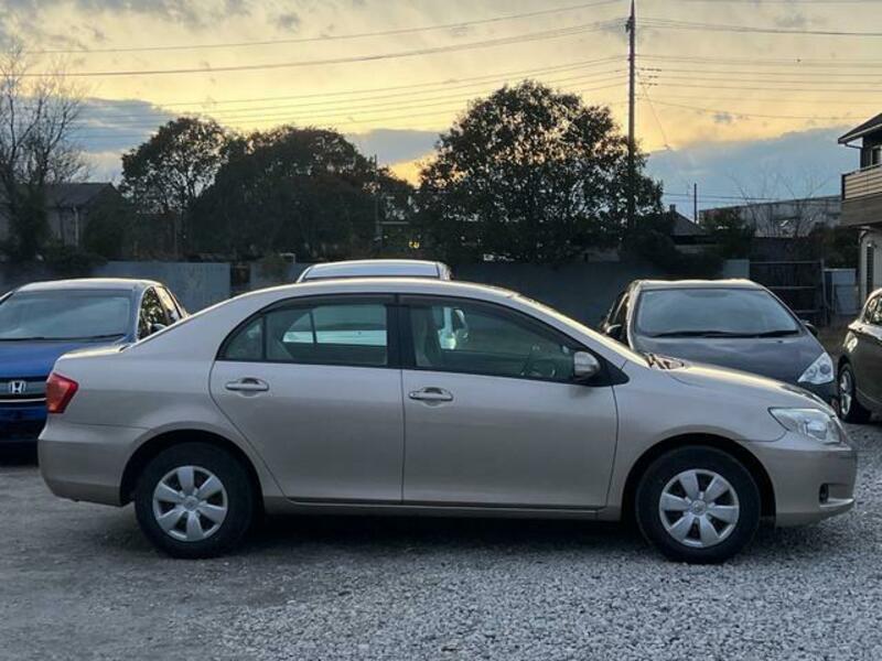 COROLLA AXIO