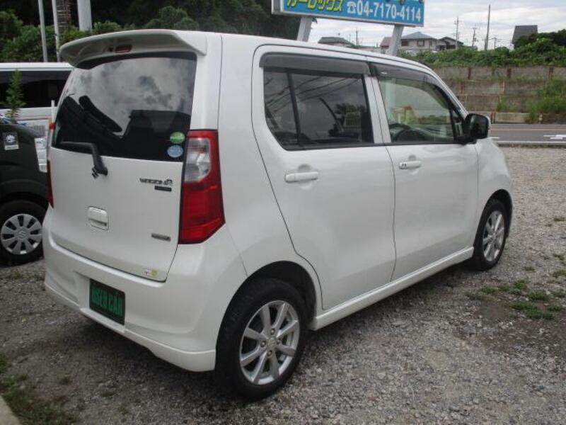 WAGON R