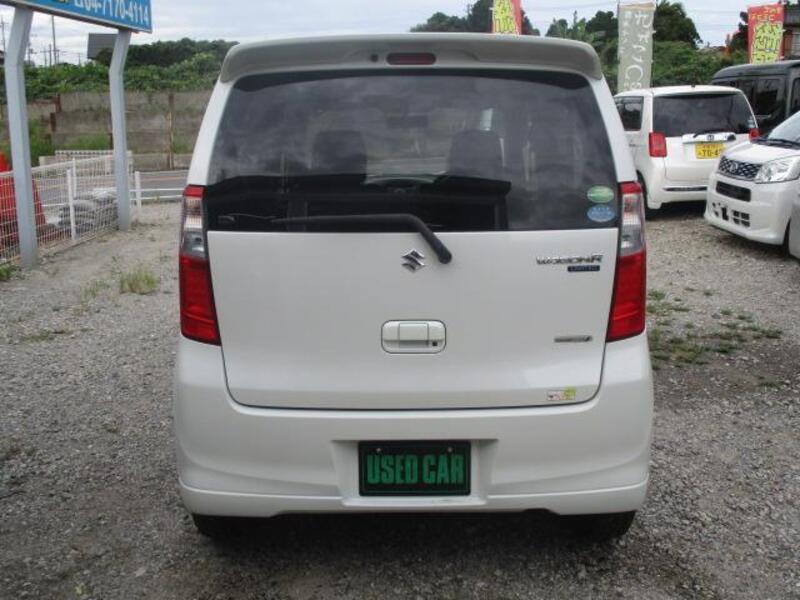WAGON R