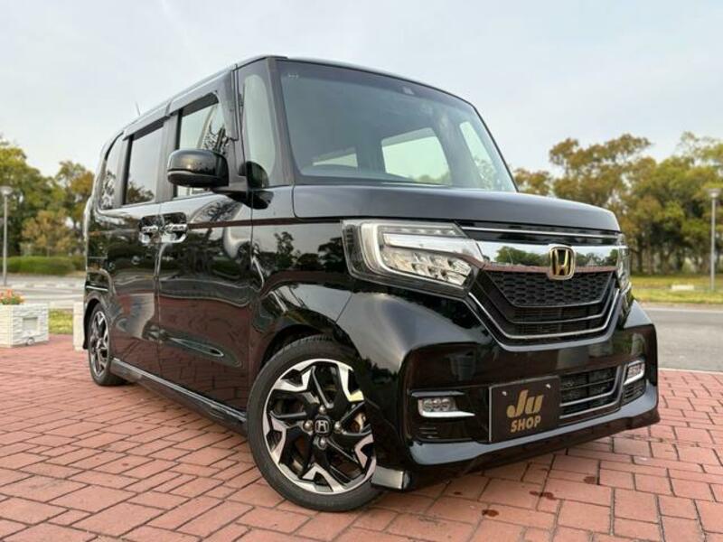 HONDA N BOX CUSTOM