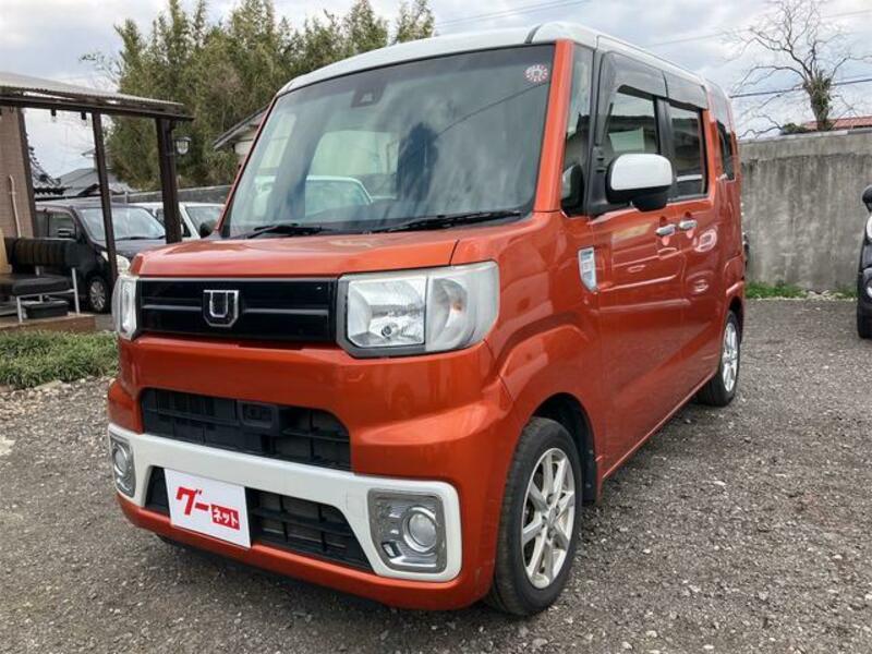 DAIHATSU WAKE