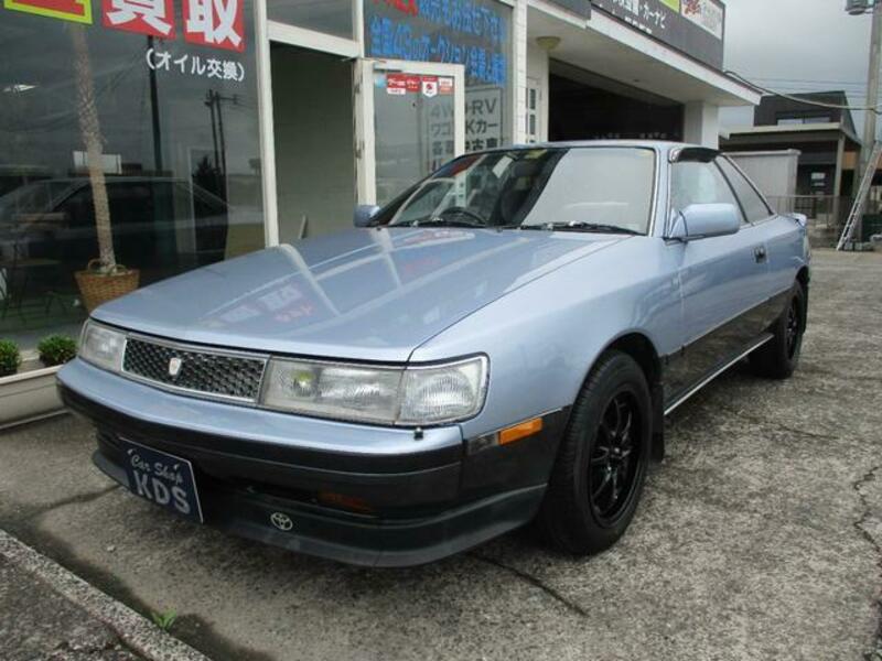 TOYOTA CORONA
