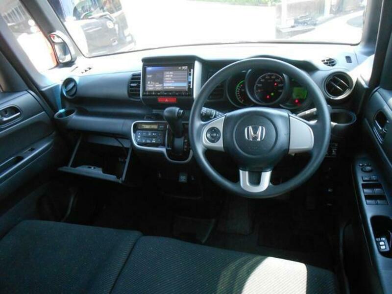 N BOX