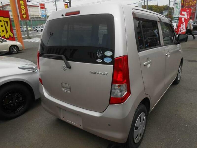 WAGON R
