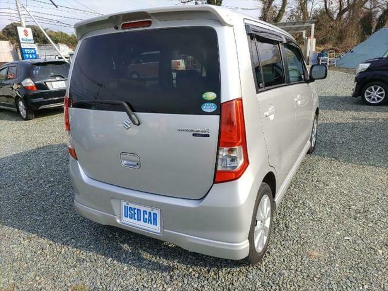 WAGON R