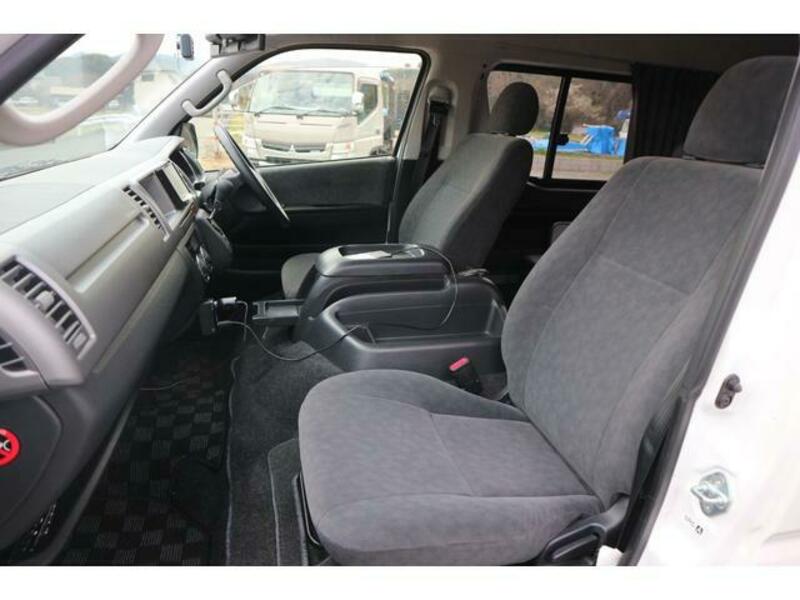 HIACE WAGON