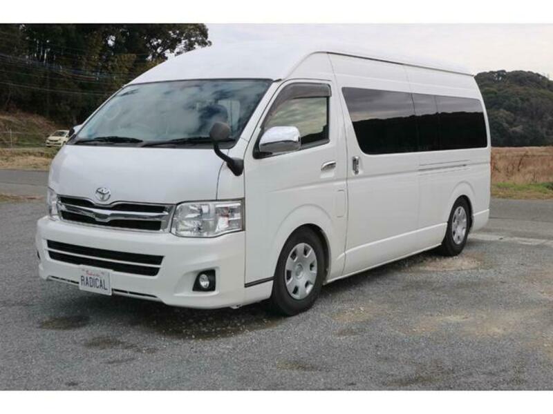 TOYOTA HIACE WAGON