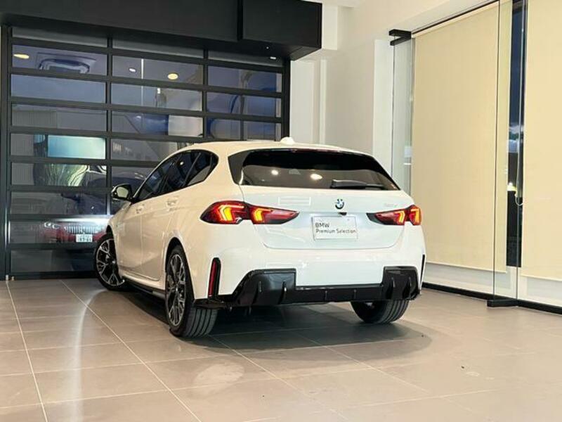 1 SERIES