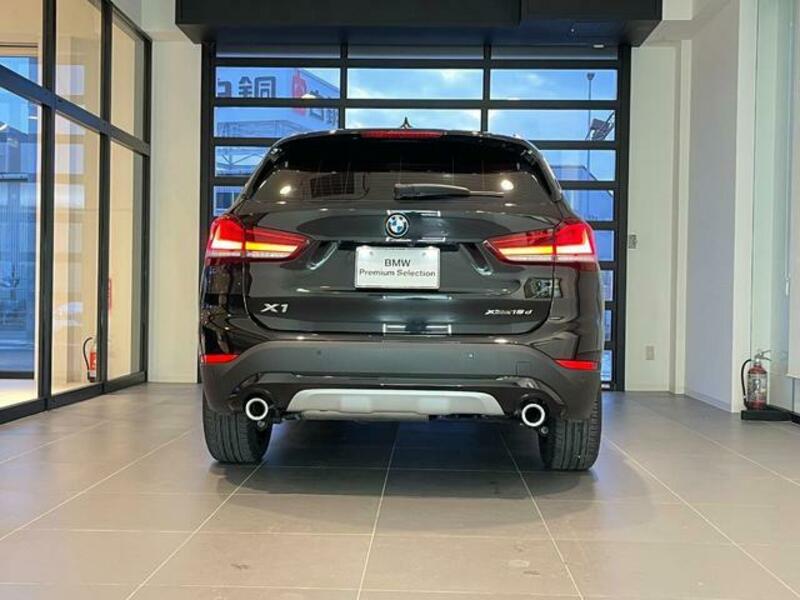 X1