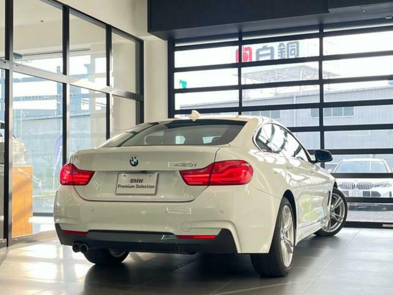 4 SERIES